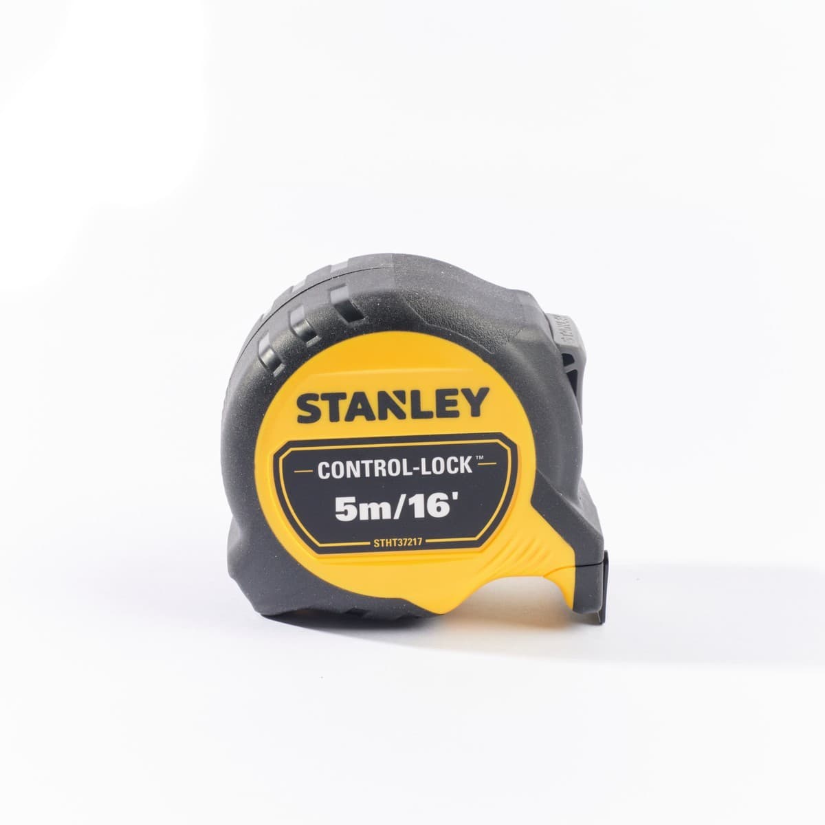 STANLEY ตลับเมตร 5 เมตร Control-Lock รุ่น STHT37217-30 สายวัดกว้าง 25 มม. ตะขอเกี่ยวขนาดใหญ่เหมาะกับทุกพื้นผิว น้ำหนักเบา (สแตนเล่ย์)