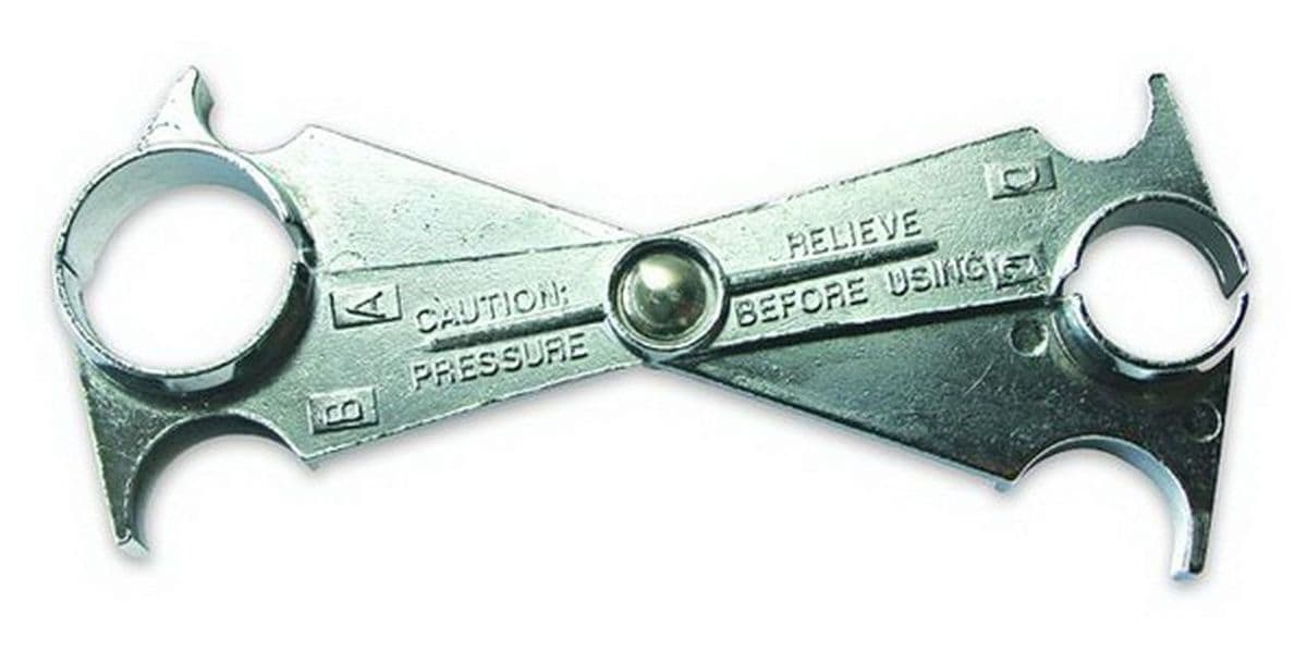 78-247-23 FUEL AND A/C LINE DISCONNECT