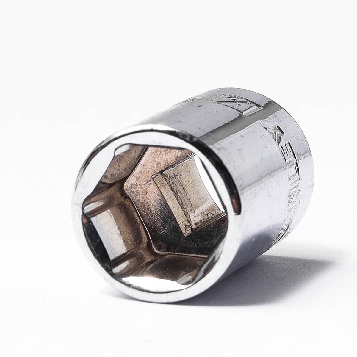 86-030 ลูกบ็อกสั้น 6เหลี่ยม1/4"ขนาด1/2"