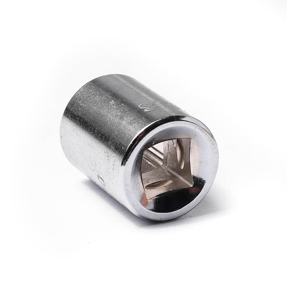 86-310 ลูกบ็อกสั้น 6 เหลี่ยม 3/8"เบอร์15