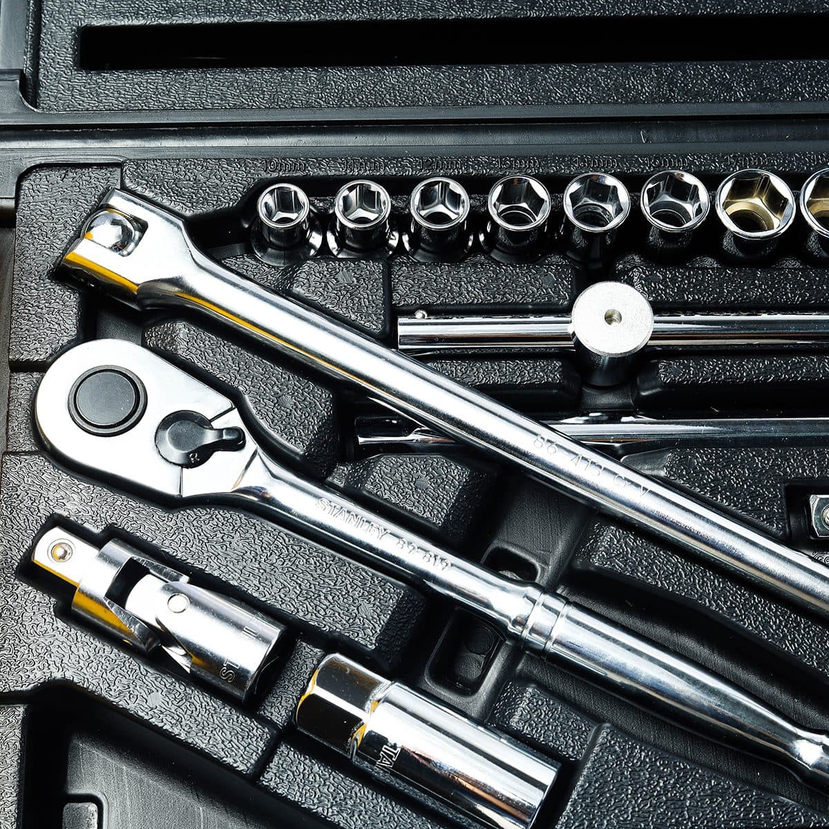 86-589 ชุดบ็อกซ์6PT 1/2" 25ชิ้น 10-32มม