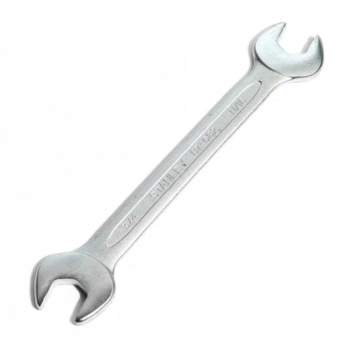 87-682 ประแจปากตายขนาด 11/16"X3/4"