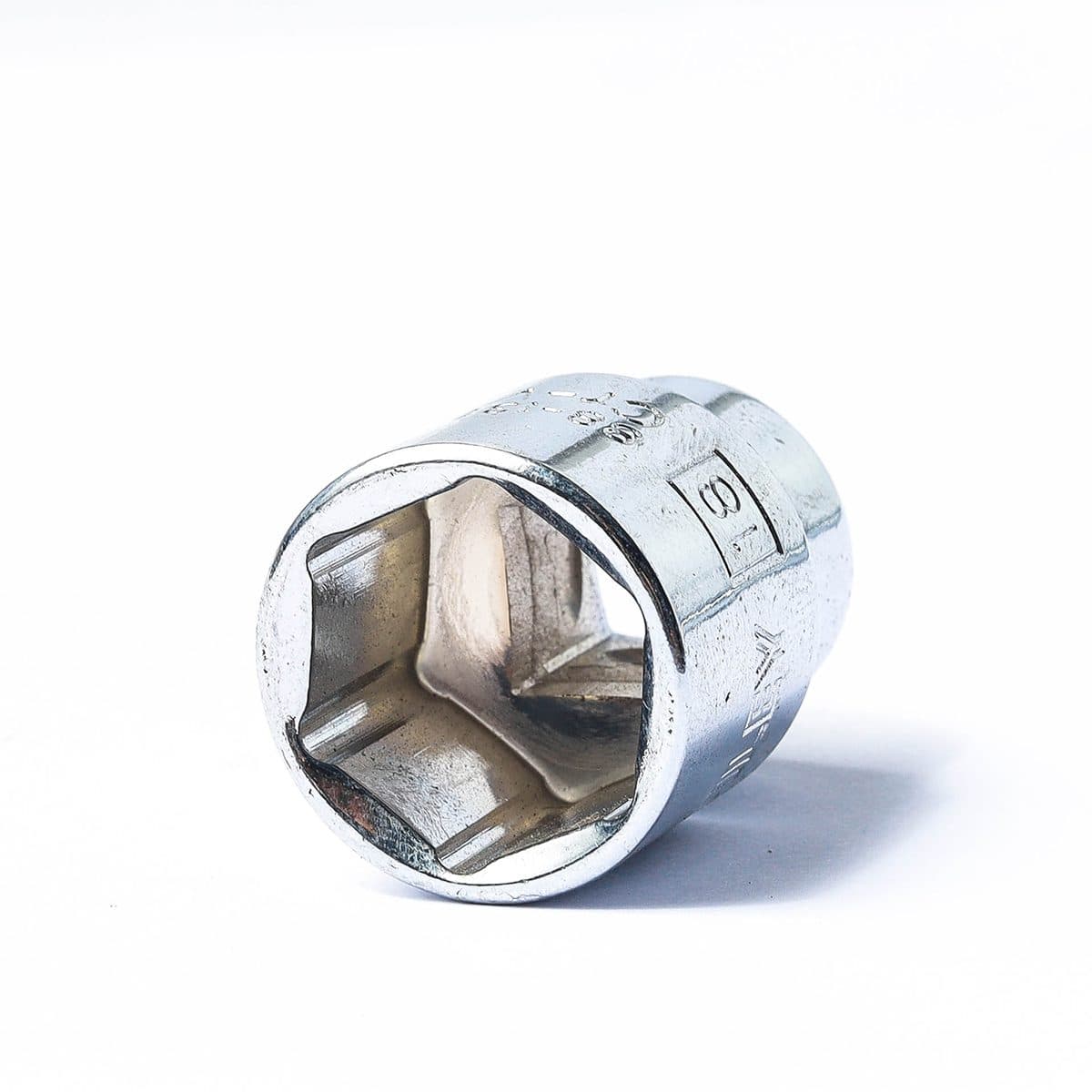 88-131 ลูกบ็อกสั้น 6 เหลี่ยม 3/8"เบอร์18