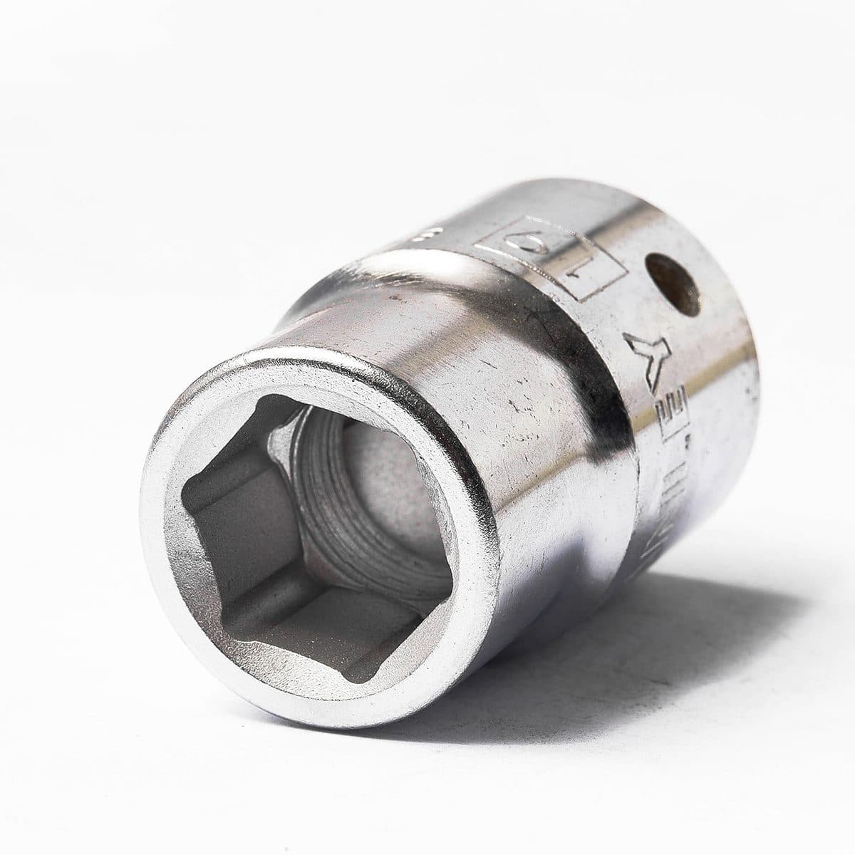 89-319 ลูกบ็อกสั้น 6 เหลี่ยม 3/4"เบอร์19