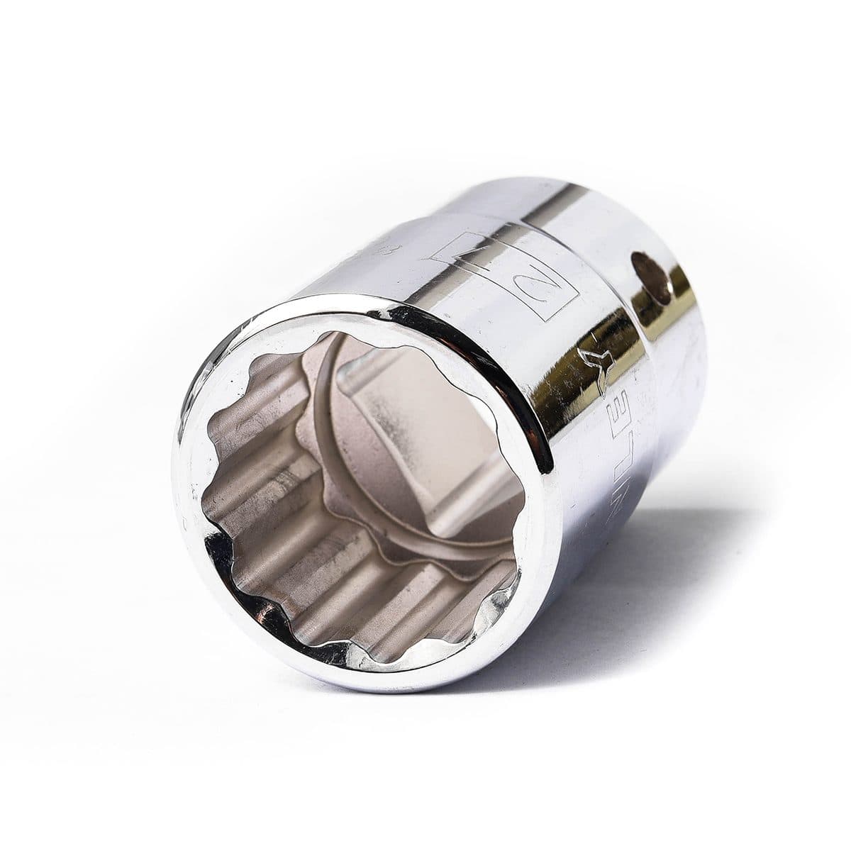 89-627 ลูกบ็อกสั้น 12เหลี่ยม 3/4"เบอร์27