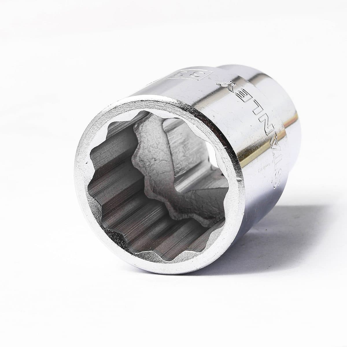 89-633 ลูกบ็อกสั้น 12เหลี่ยม 3/4"เบอร์33