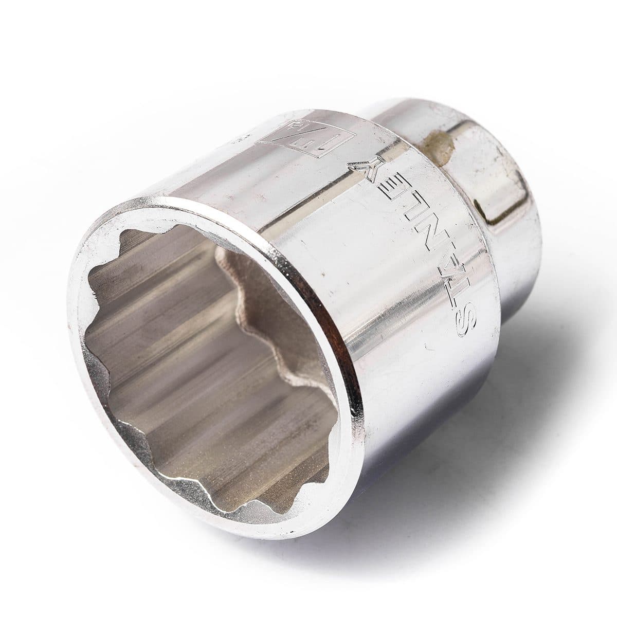 89-675 ลูกบ็อกสั้น12เหลี่ยม3/4" 1-11/16"