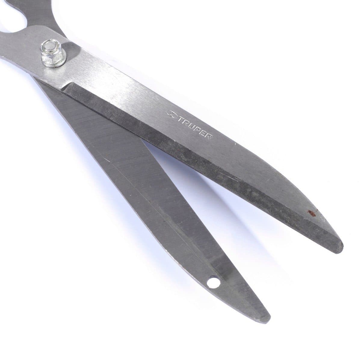 TRUPER กรรไกรตัดหญ้า ด้ามส้ม 21 นิ้ว รุ่น 18398 ด้ามจับแบบท่อพร้อมบูชโลหะ (ทรูเปอร์)