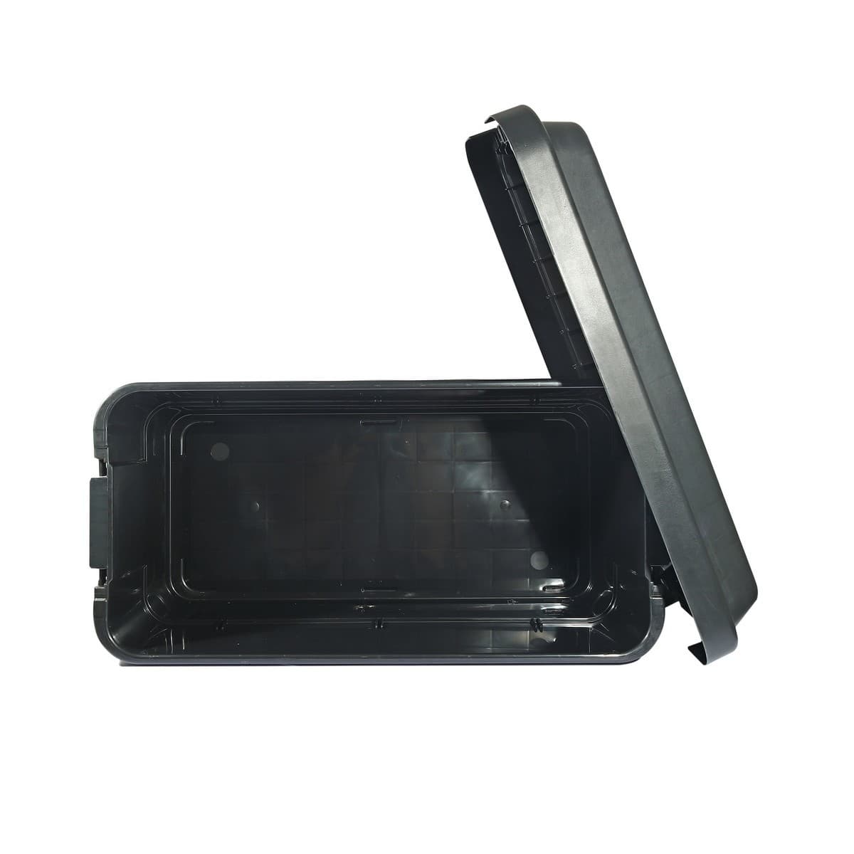 TRUSCO กล่องอเนกประสงค์ รุ่น BLKC-70 ฝานูน 70 ลิตร สีดำ รับน้ำหนักได้ 100 กก. สามารถนั่งได้ (ทรัสโก้)