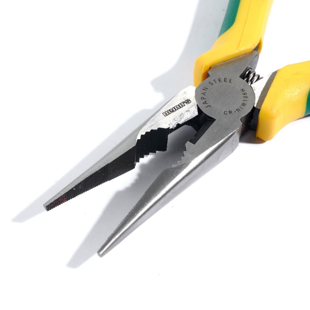 W106H คีมปากแหลมแบบญี่ปุ่น 6"