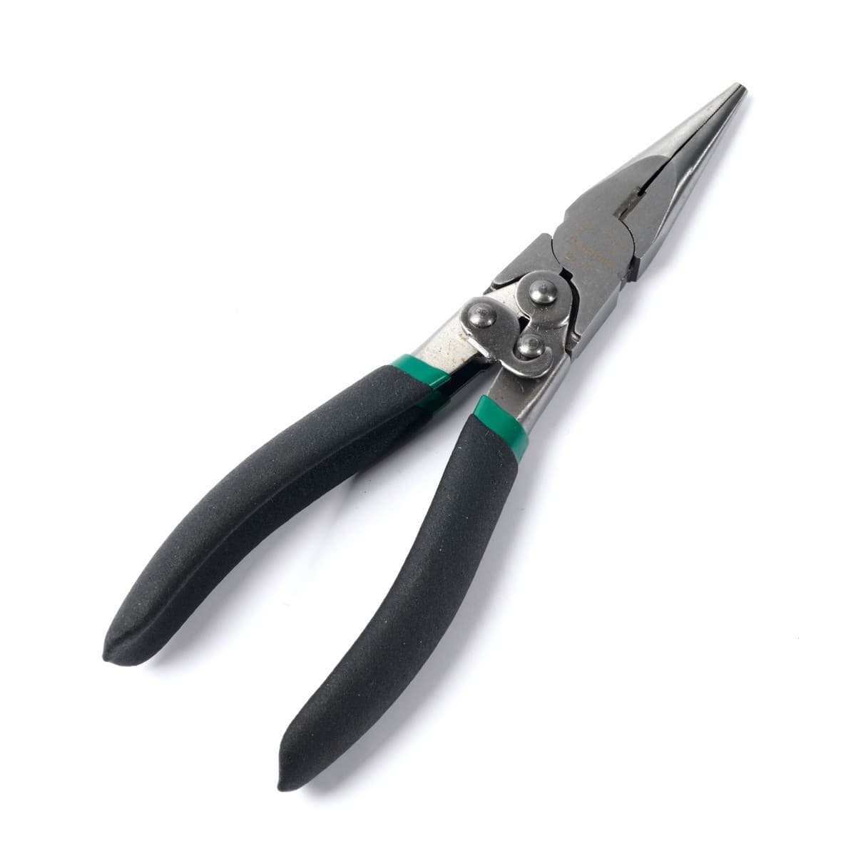 W107K คีมปากแหลม 7" มีสปริง ด้ามดำ