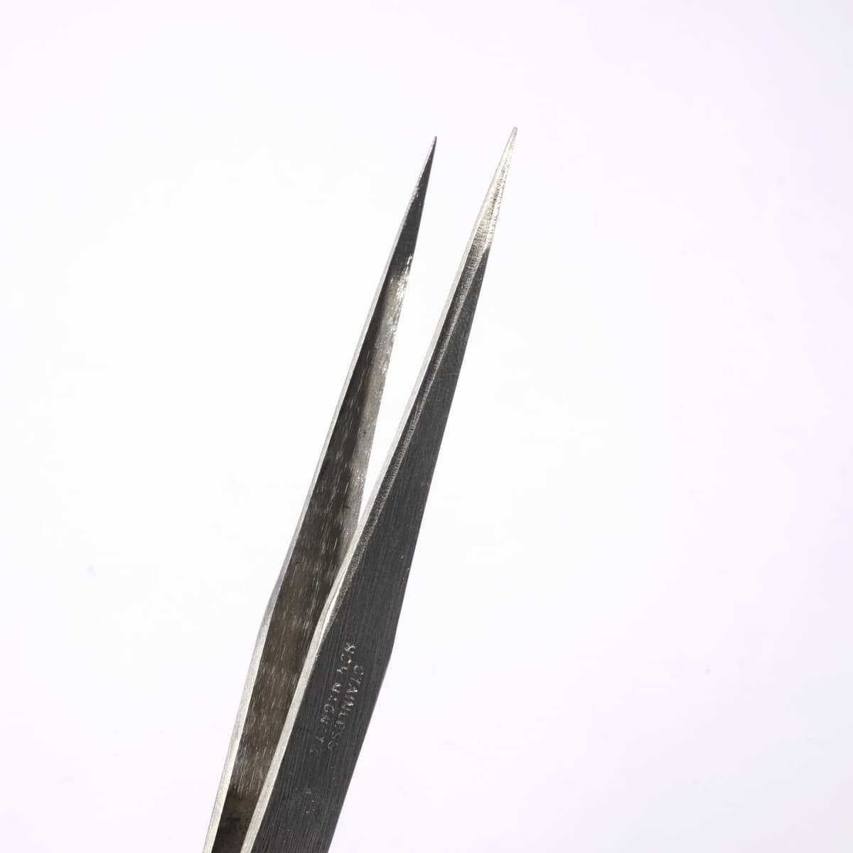 WST-12 ปากคีบปลายเเหลม